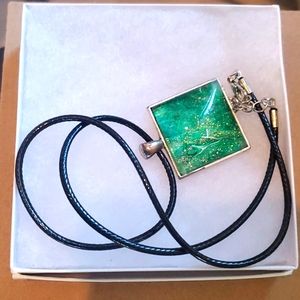 Handcrafted seaside sparkle necklace